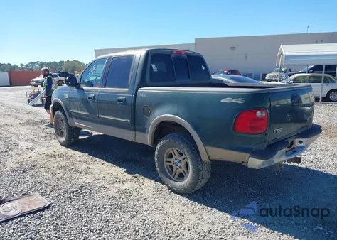 2002 Ford F-150 Lariat/Xlt из США, поврежденный, VIN 1FTRW08L32KE28401